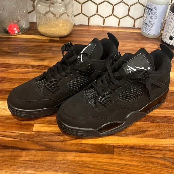 Jordan | Shoes | Jordan 4 Retro Black Cat Mens Size 7 | Poshmark display picture 1